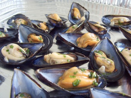 Baked mussels on the half shell